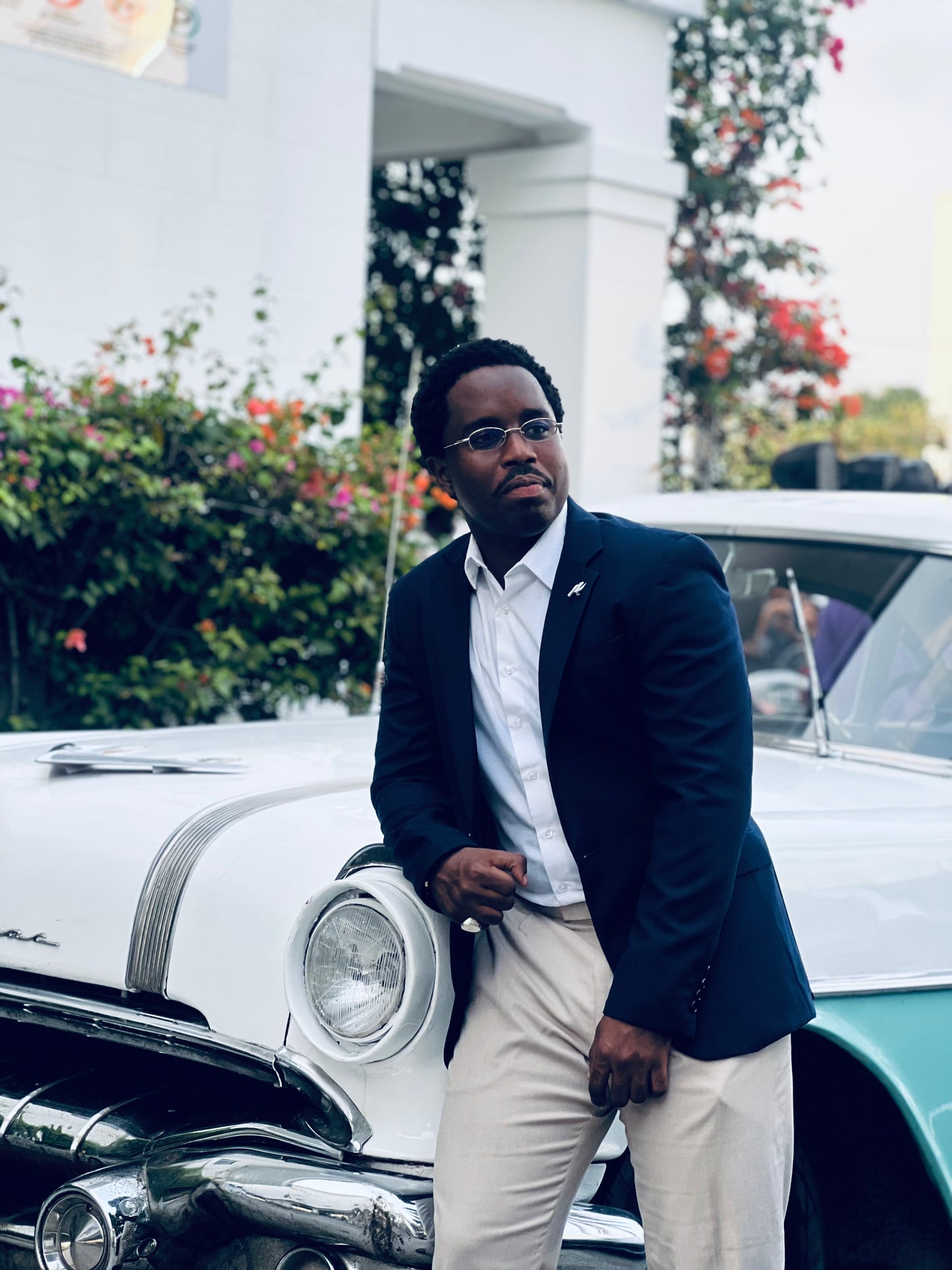 Tailored Fit Dark Blue Blazer